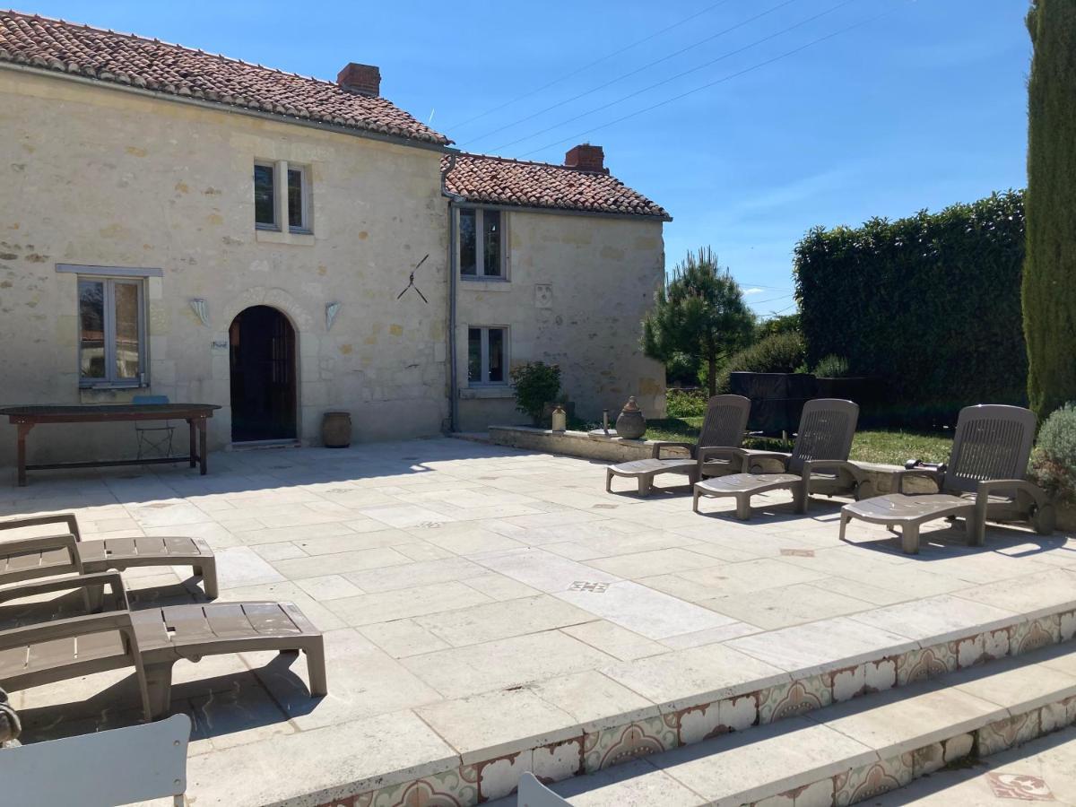 Gite Divin - Belle Maison Champetre Doué-la-Fontaine Kültér fotó